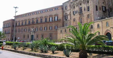 Bufera sulle unioni civili
