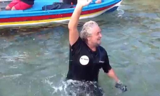 Il primo comizio in Sicilia| “Ponte? Allucinazione mentale”
