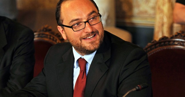 Uffici elettorali del Comune: | la carica dei quattromila