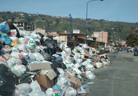 Nuovo stop alla raccolta rifiuti | in provincia di Agrigento