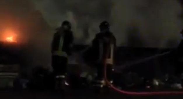 Cassonetti in fiamme |Roghi anche in provincia