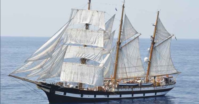 Messina, ecco la nave “Palinuro”