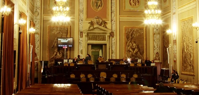 Crisi, Crocetta in Aula il 25 |I gruppi: e chi lo ha deciso?