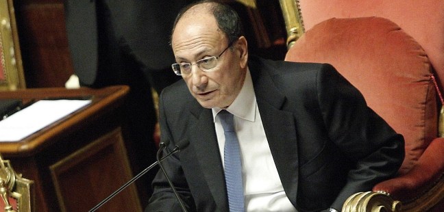 Mafia, il gip proroga di due mesi | le indagini su Renato Schifani