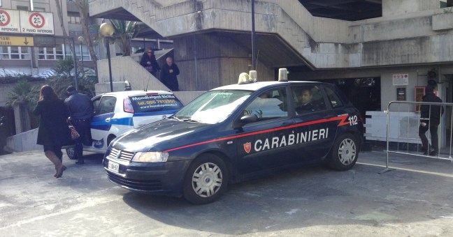 Parcheggio Bellini, aggredita |una guardia giurata
