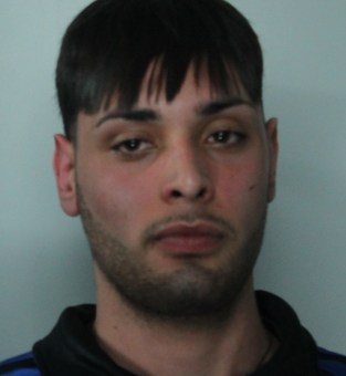 Rubano scooter in via Ala |Polizia arresta uno dei ladri