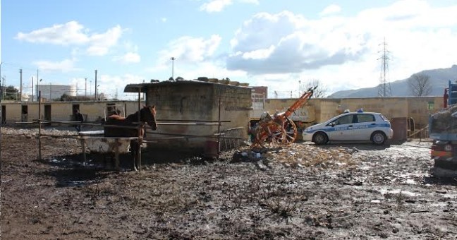 Sequestrate a Brancaccio | tre costruzioni abusive