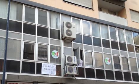 Pd, la commissione di garanzia: | no alla doppia tessera