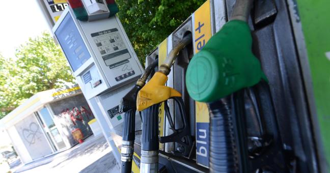 Rapina a un distributore | Due uomini in azione a Partinico