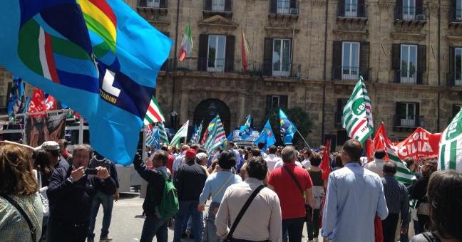 Formazione, lavoratori in piazza:  | “Vogliamo risposte chiare”