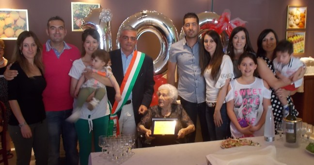 I 100 anni di nonna Rosa | Contrada Ponte in festa