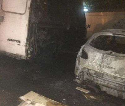 Mezzo di Natale Giunta in fiamme: | “Speriamo che sia accidentale…”