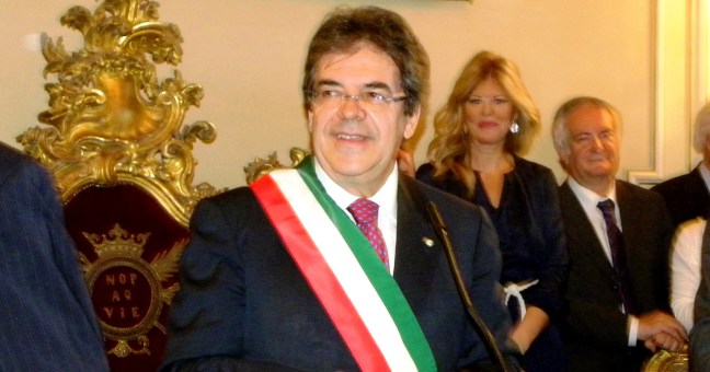 Sanità, Bianco a Crocetta:| “Risolva questione manager”