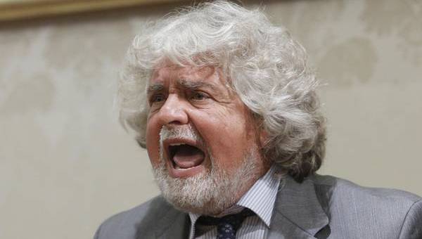 Grillo: “Basta soldi Ue all’Italia | Finiscono nelle mani della mafia”