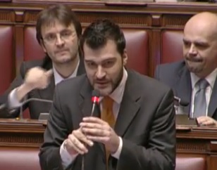 Al Verde in 600 senza competenze | Il M5S: “Faremo un esposto”