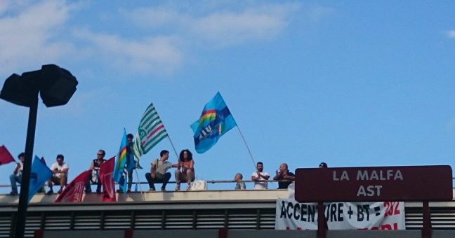 Accenture, continua la protesta | Dipendente in sciopero della fame