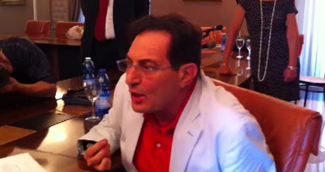 Crocetta: “Non mi dimetterò mai |Mi piacerebbe adottare un bimbo”