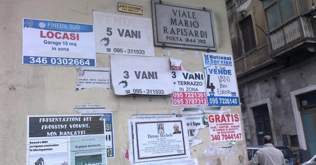 Troppi manifesti selvaggi |Nasce “Cartello fair play”