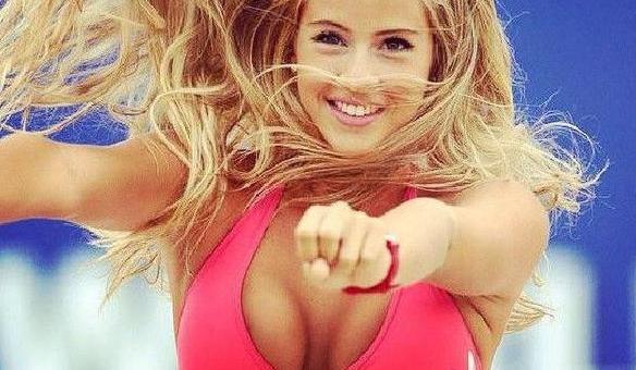 È la regina del beach soccer | Marta Gotera, sexy icona