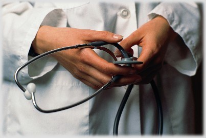 Incassava i soldi delle visite|Medico dell’Asp interdetto