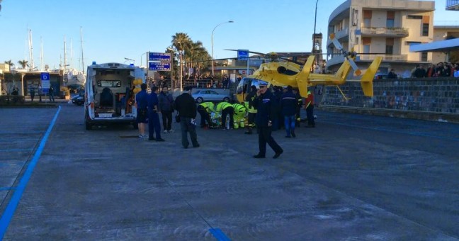 Dà fuoco alle erbacce con la benzina| Prognosi riservata per un 46enne
