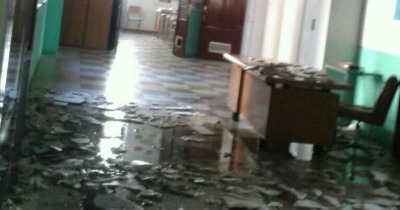 Si rompe un tubo dell’acqua | Chiusa la scuola La Masa