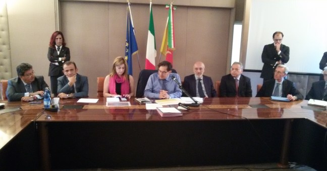 Crocetta: “Dina e Clemente? | Non credo siano gli unici casi”