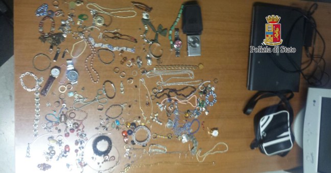 Furti a raffica alla “Marinella”| Arrestati quattro rumeni