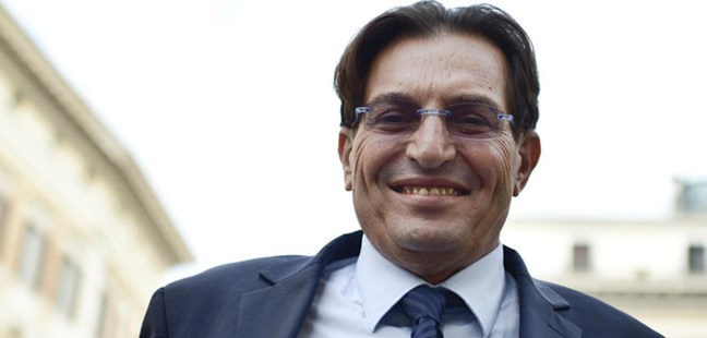 Crocetta: “Soldi ai comuni | che accolgono migranti”