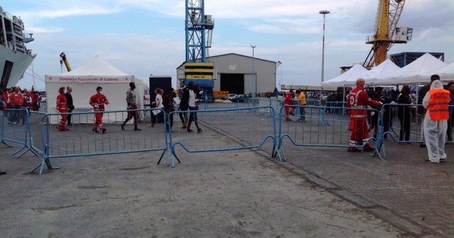 Fermati cinque presunti scafisti |coinvolti nello sbarco del 9 luglio