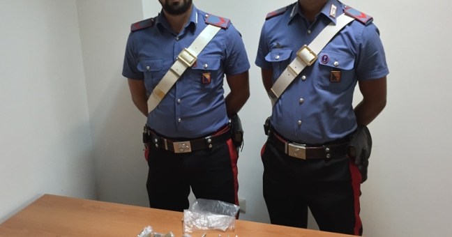 Vendeva droga allo Zen2 | Arrestato un giovane pusher
