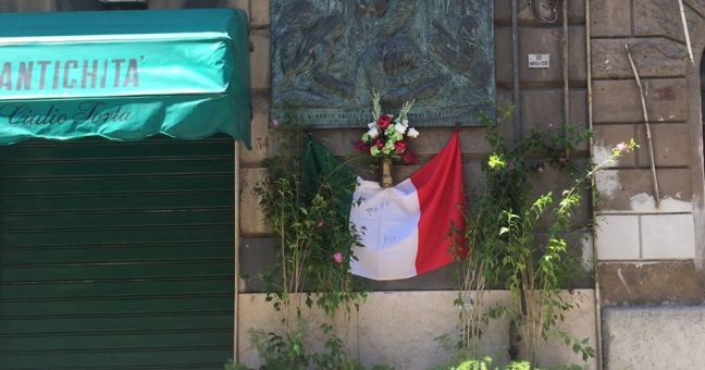 Lapide Dalla Chiesa ripulita| Rita: “Grazie a tutti”