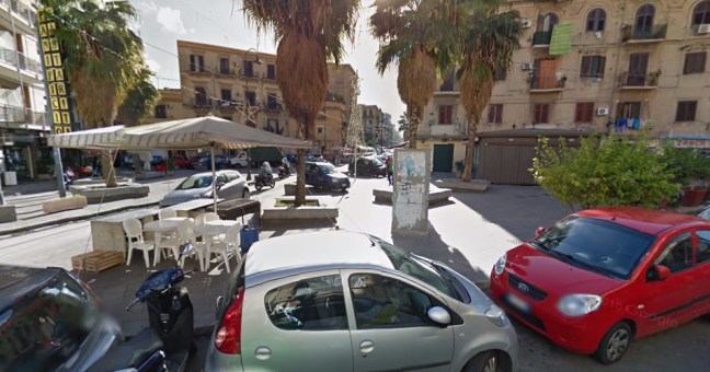 Pedonalizzazione al Borgo Vecchio| Chiuso largo Edoardo Alfano
