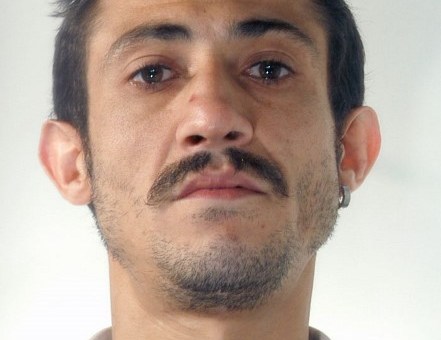 Usa il figlio dodicenne |per spacciare. Arrestato