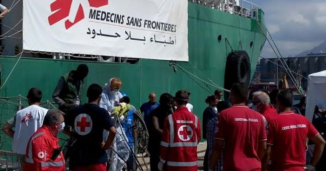 Migranti, giovedì a Palermo |la marcia degli scalzi