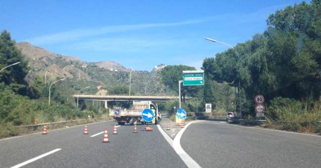 Frana a Letojanni| Codici annuncia esposto