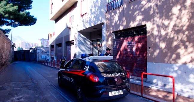Rapine in banca in Brianza | Sequestrati beni a due palermitani