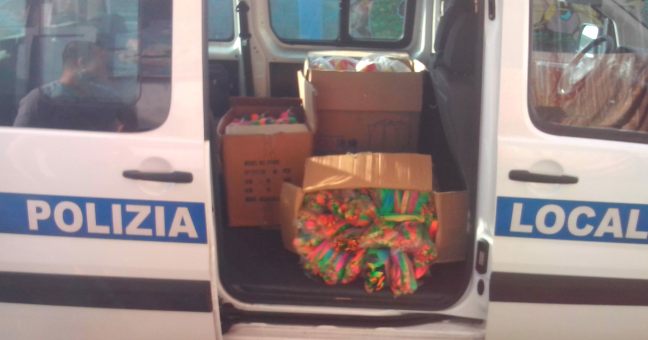 Operazione della Polizia Municipale |Sequestrati dieci mila giochi cinesi