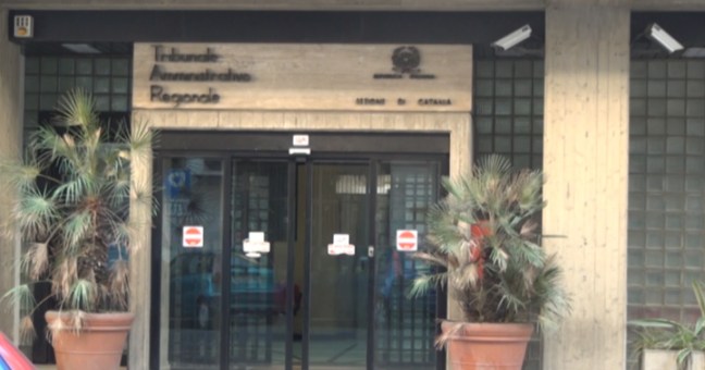 Esame di avvocato, Tar: |”Correggere di nuovo gli scritti”