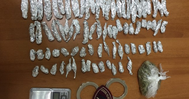 Detenzione e spaccio di droga | Arrestati: e si cerca un complice