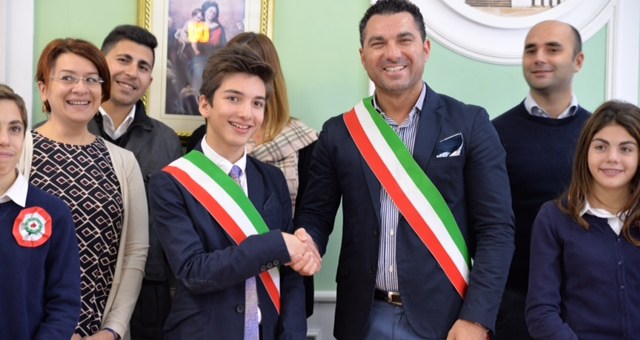 Il sindaco Rando riceve |il baby “collega” Alessio Iozzia
