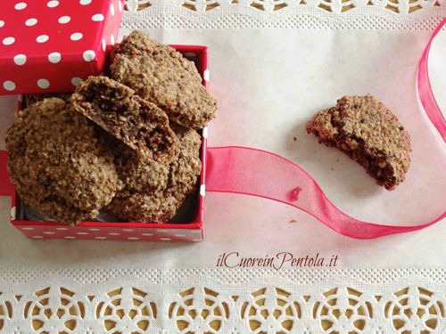 biscotti mandorle e cioccolato