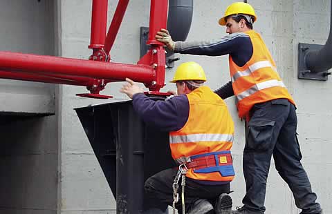 Il peso di fisco e burocrazia | In Sicilia costi per 301 milioni