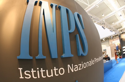 Formazione, la denuncia: | “Assunti a loro insaputa”