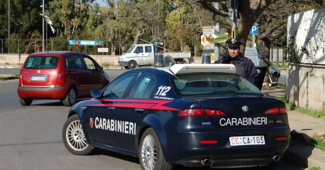 Giovane arrestato per spaccio | Sorpreso nei pressi di una scuola