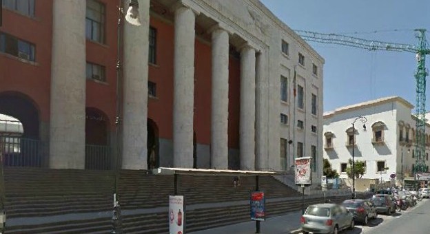 “A Palermo niente recapito | della posta a giorni alterni”