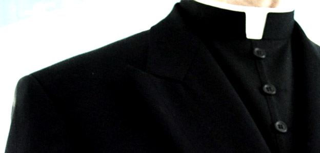 Il prete accusato di pedofilia | Pm chiedono il giudizio immediato