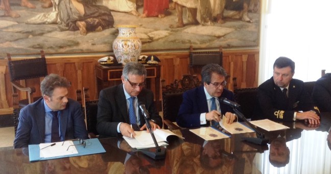 Protocollo per aprire il porto |Il 25 aprile via il varco Dusmet