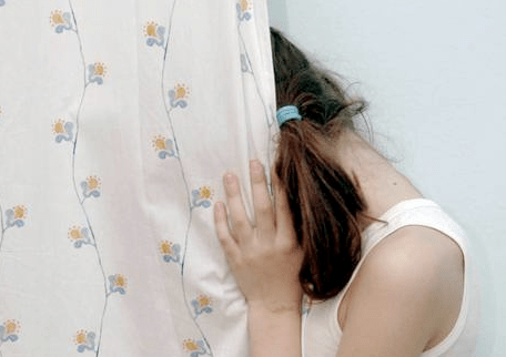La 13enne costretta | a prostituirsi
