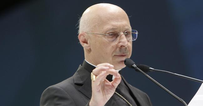 L’utero in affitto | Bagnasco attacca